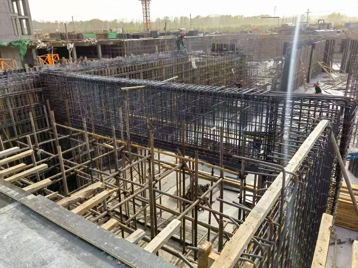 应城建筑基础筏板施工时混凝土有哪些常见问题?